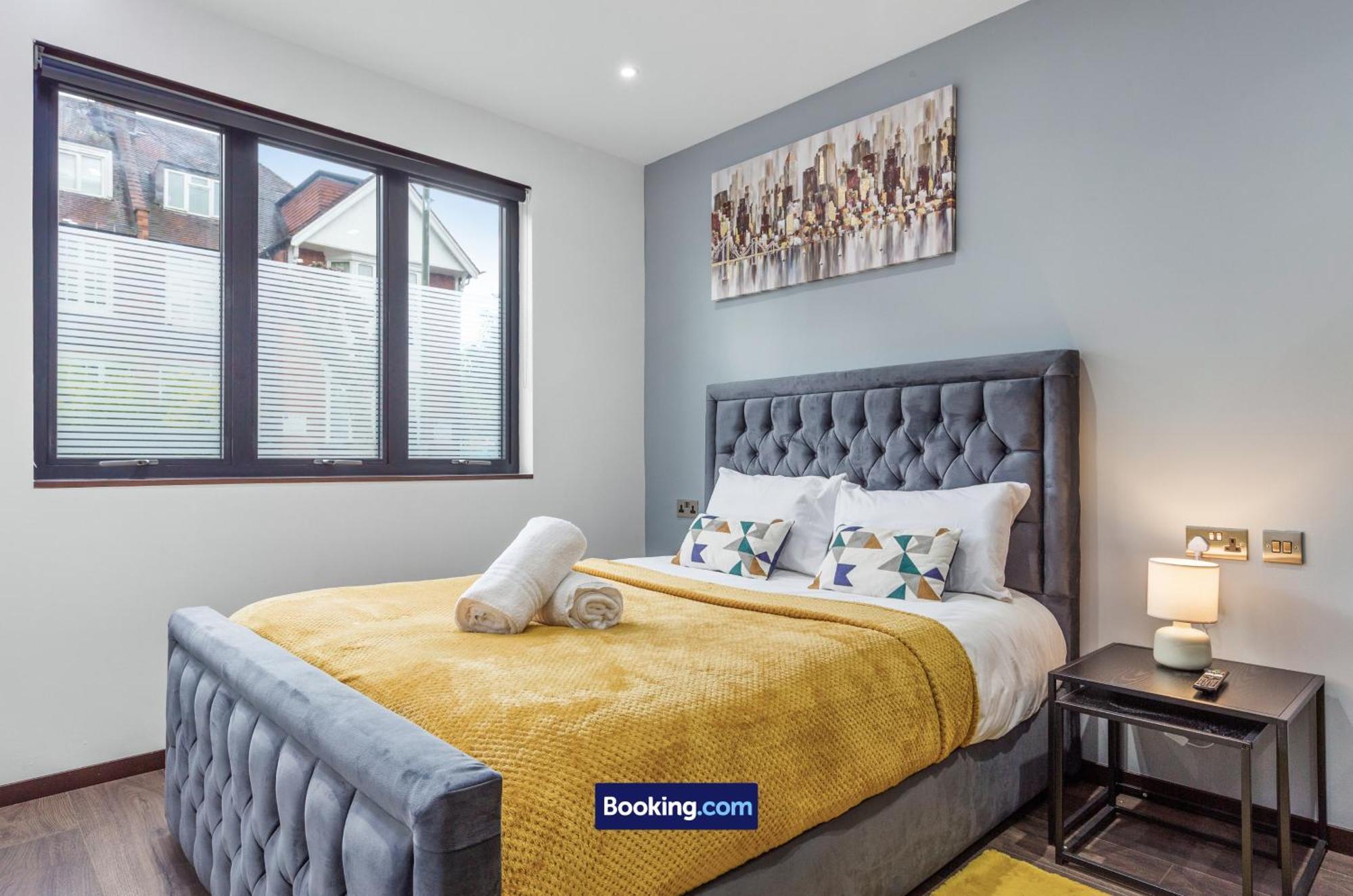 Stylish Studio Apt By Stay Smart Short Lets & Serviced Accommodation Woodstock With Free Wifi Londen Buitenkant foto